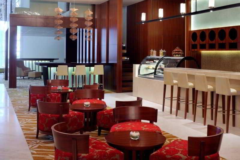 Marriott Executive Apartments Al Jaddaf, Dubaj Zewnętrze zdjęcie The lounge at the airport