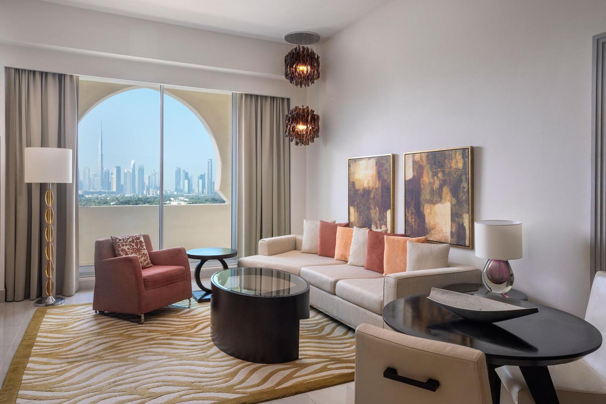 Marriott Executive Apartments Al Jaddaf, Dubaj Zewnętrze zdjęcie Living room