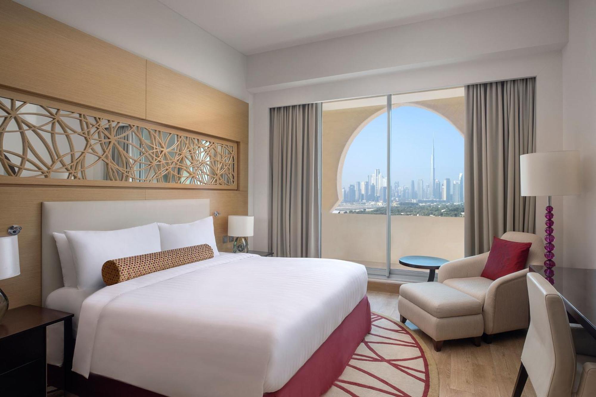 Marriott Executive Apartments Al Jaddaf, Dubaj Zewnętrze zdjęcie A bedroom at the hotel